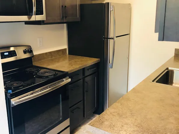 Sheffield Apartments, 1912 N Oakes St #933f01790, Tacoma, WA 98406