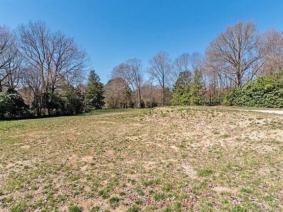 2nd image of 7000 Old Dairy Ln