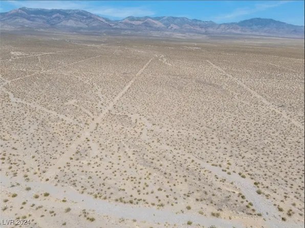 1401 W Coral Rd, Amargosa Valley, NV 89020