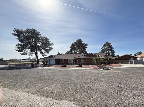 7145 Rogers St, Las Vegas, NV 89118