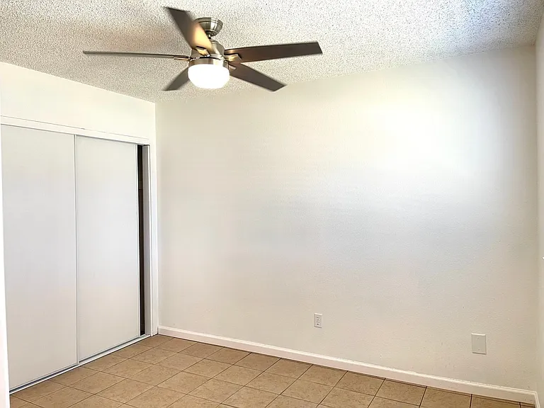 2698 San Anselmo Ave — Photo 20