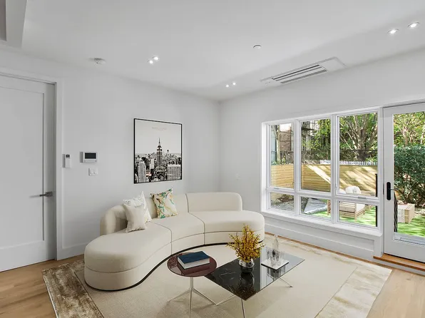 820 Classon Ave Unit 1R, Brooklyn, NY 11238