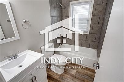 4th image of 3422 N Leland Ave