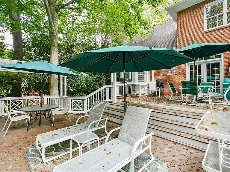 1640 Lazy River Ln — Photo 85