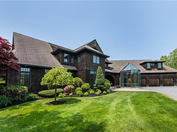 85 Sunset View Dr, Tiverton, RI 02878