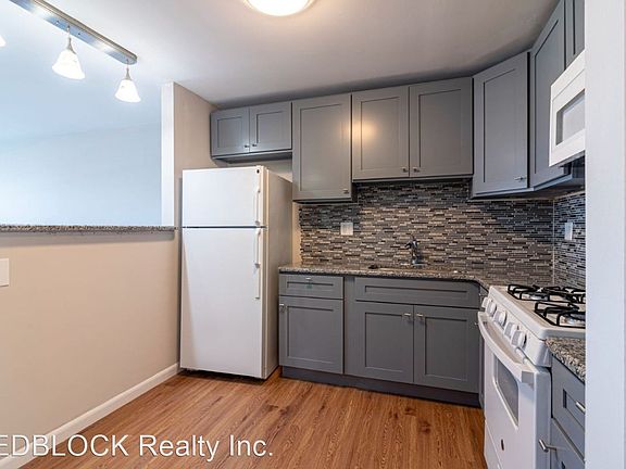 2nd image of 9843 Frankford Ave #2F