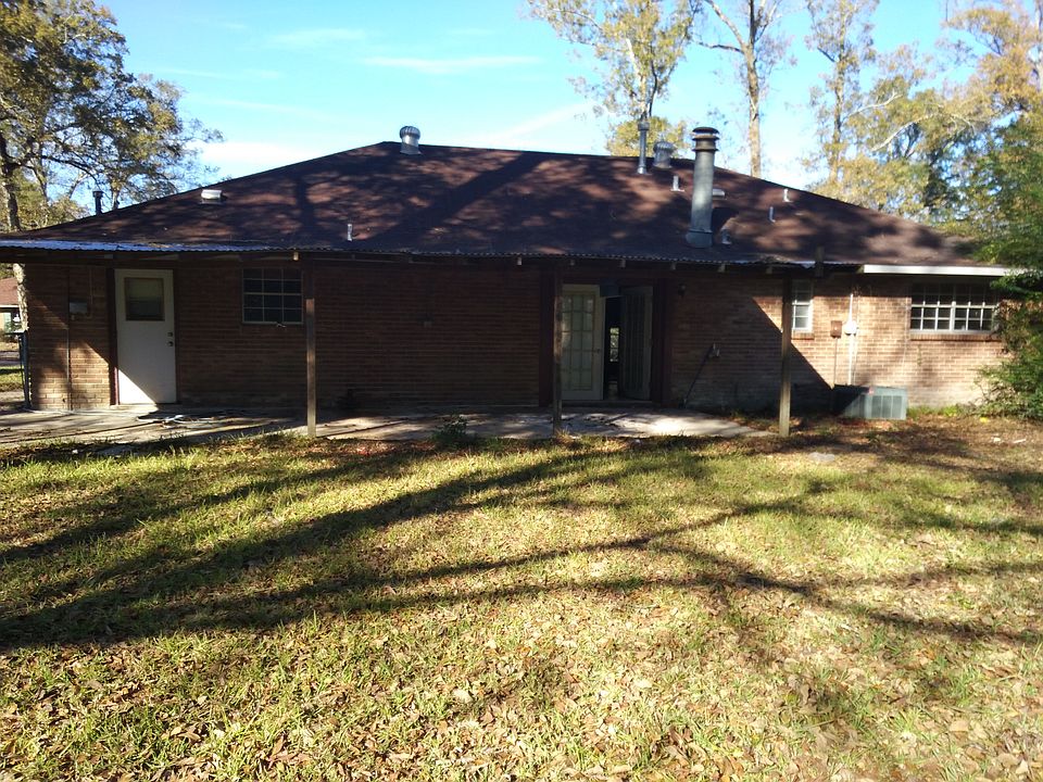 2nd image of 14396 Acacia St