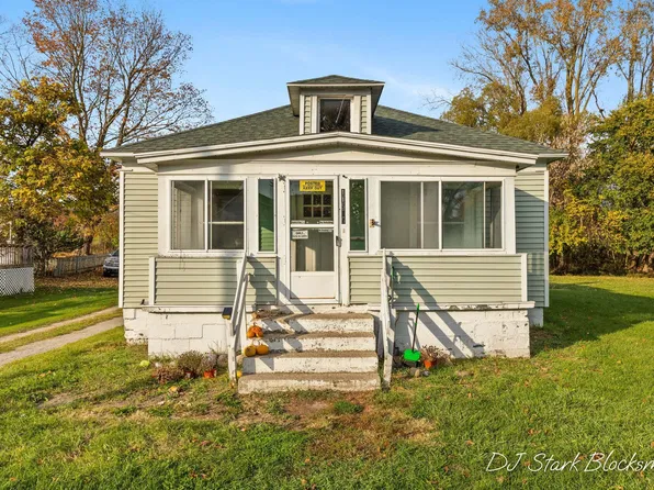 11515 60th St SE, Alto, MI 49302