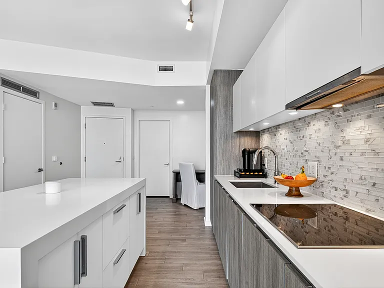 2900 NE 7th Ave #1908 — Photo 26