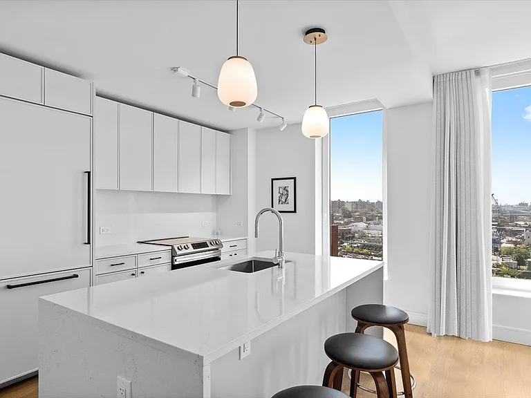 420 Carroll St #Penthouse 2003 — Photo 2