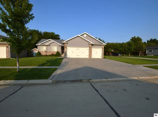 2040 N 95th St, Lincoln, NE 68505