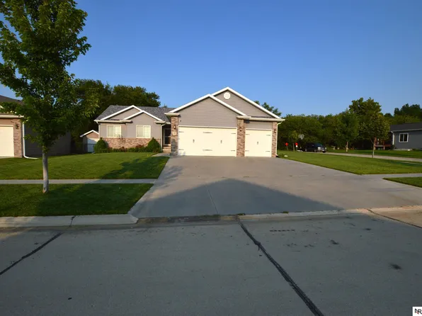 2040 N 95th St, Lincoln, NE 68505