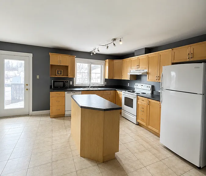 102 Mill St #B — Photo 5