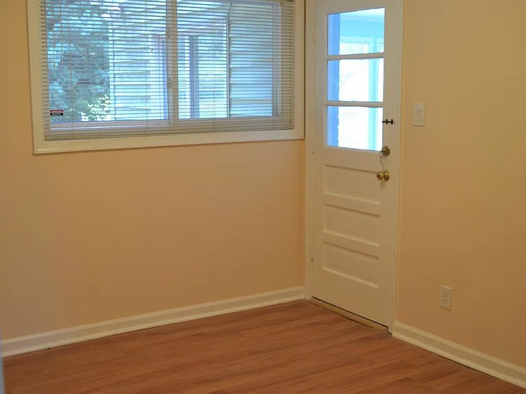 3809 Whispering Ln — Photo 39