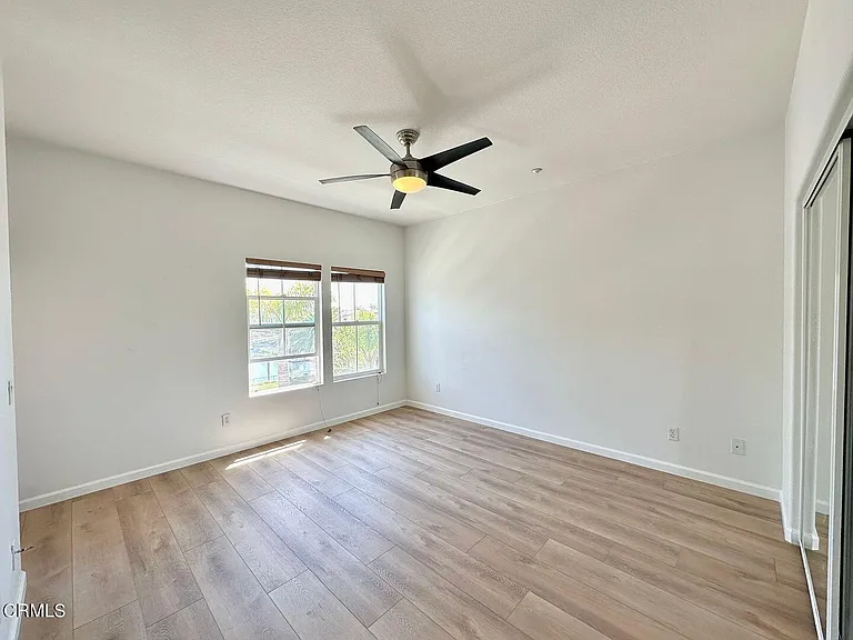 1202 Bayside Cir — Photo 25