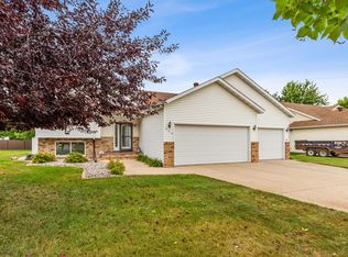 520 17th St E, West Fargo, ND 58078
