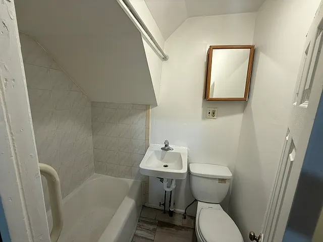 4331 Pine St #1 — Photo 5