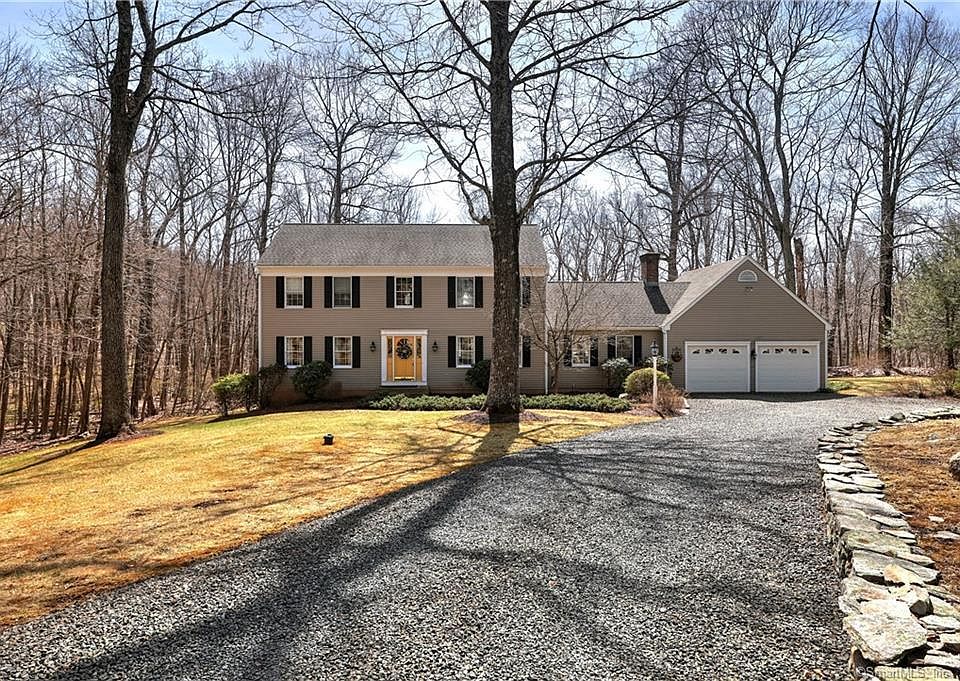 57 Beacon Hill Dr, Southbury, CT 06488 MLS 170561843 Zillow