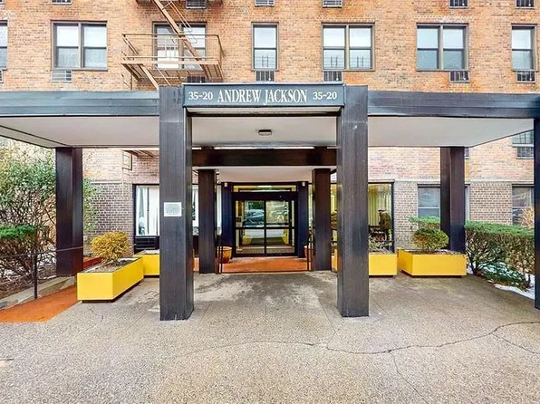 35-20 Leverich St #212, Jackson Heights, NY 11372