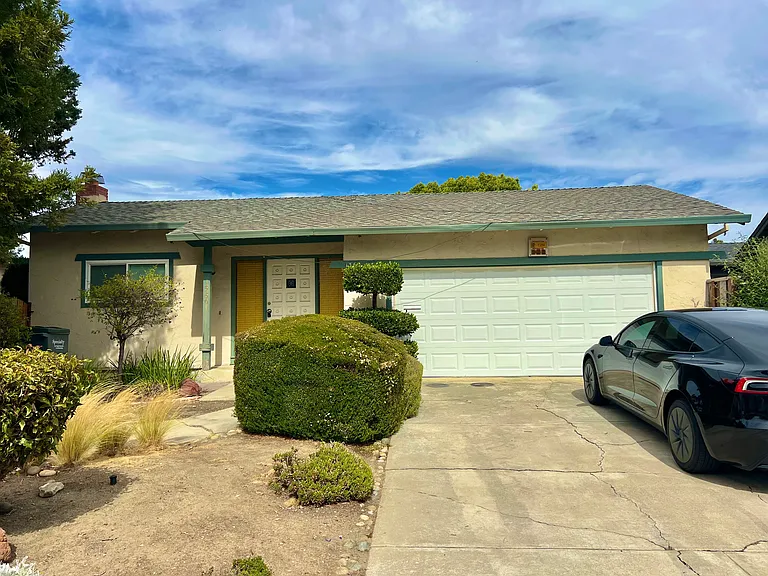 1360 Sage Hen Way — Photo 5