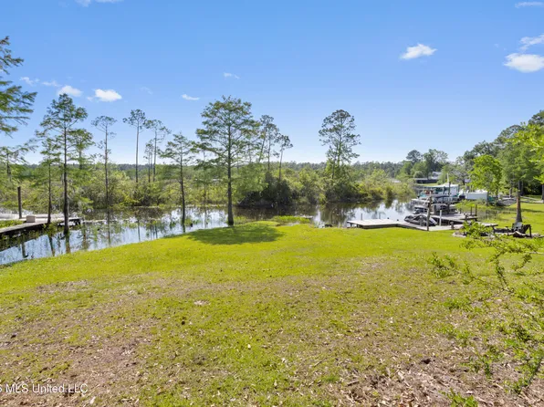0 Bayou Castelle Dr Lot 15, Gautier, MS 39553
