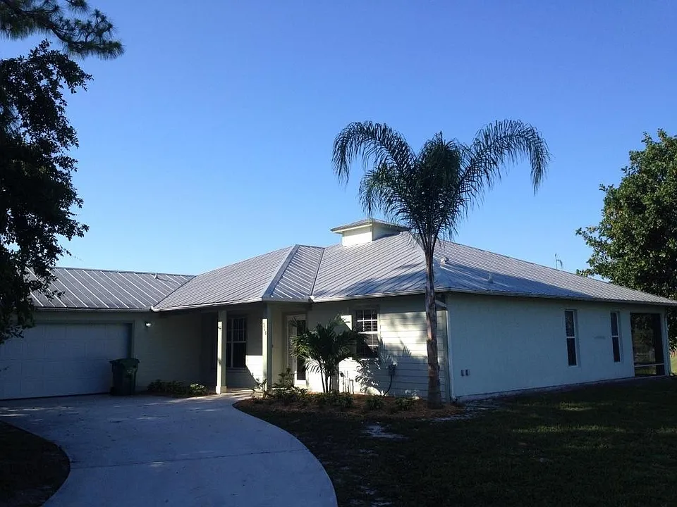 310 Shady Ln