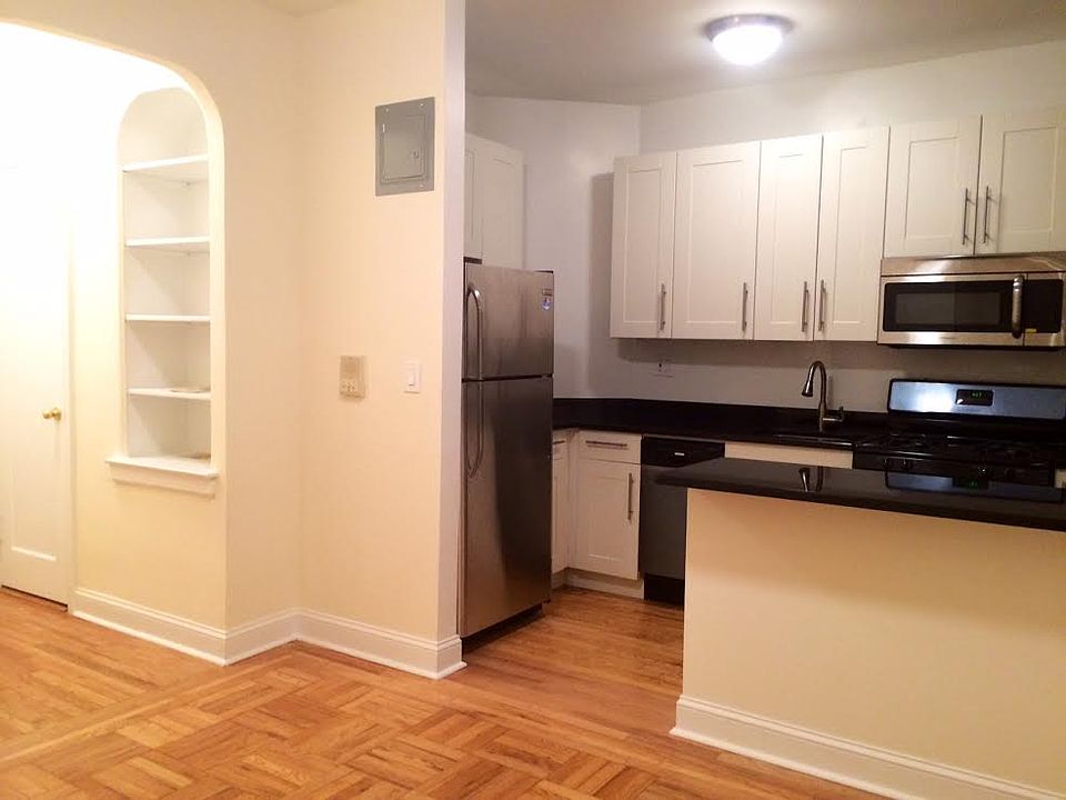 1st image of 115 Payson Ave APT 01A
