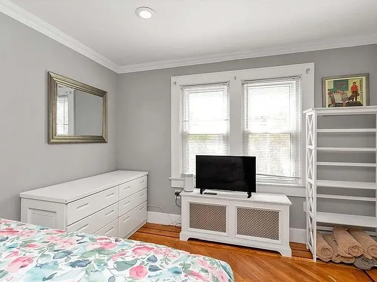 2900 Chester St #1 — Photo 11