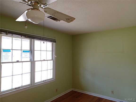 5th image of 539 Highland Oaks Dr