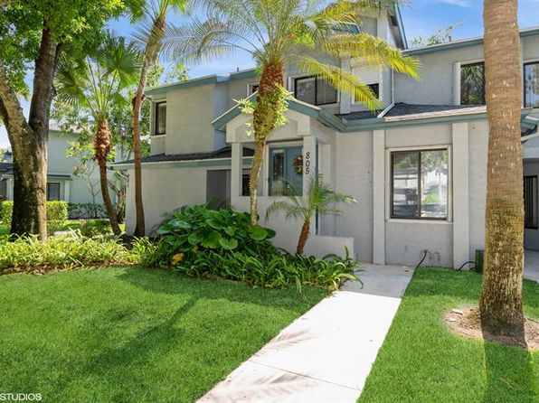 805 Harbour Pointe Way #805