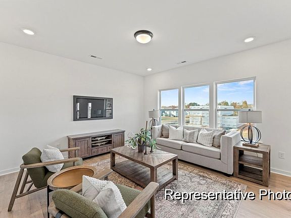 7th image of this home