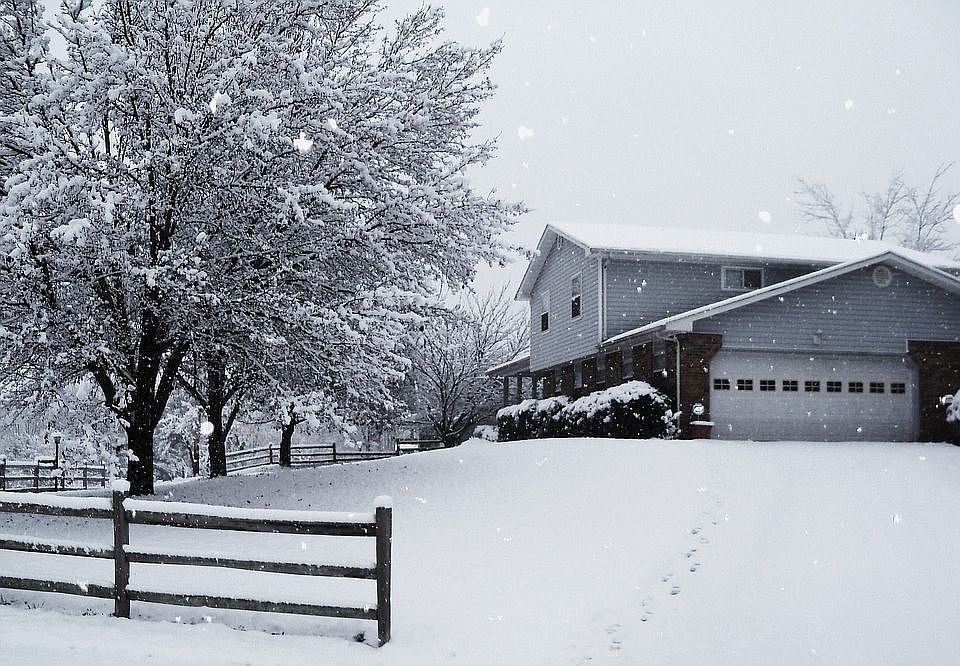 1st image of 8119 Thornewood Dr