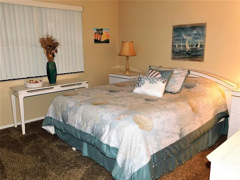 272 Woodlake Wynde #272 — Photo 9