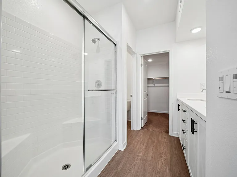 11048 Luminate Dr — Photo 13