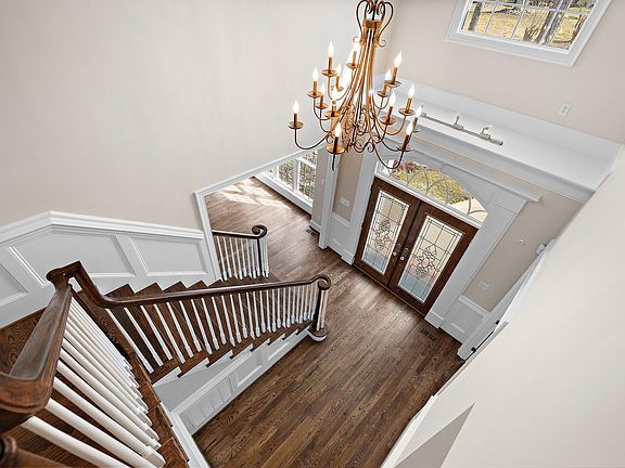 5th image of 1525 Eglantyne Ct
