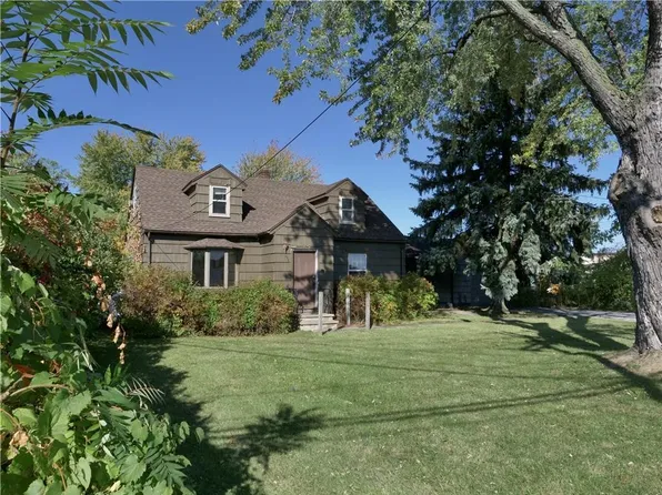 187 Clay Rd, Rochester, NY 14623