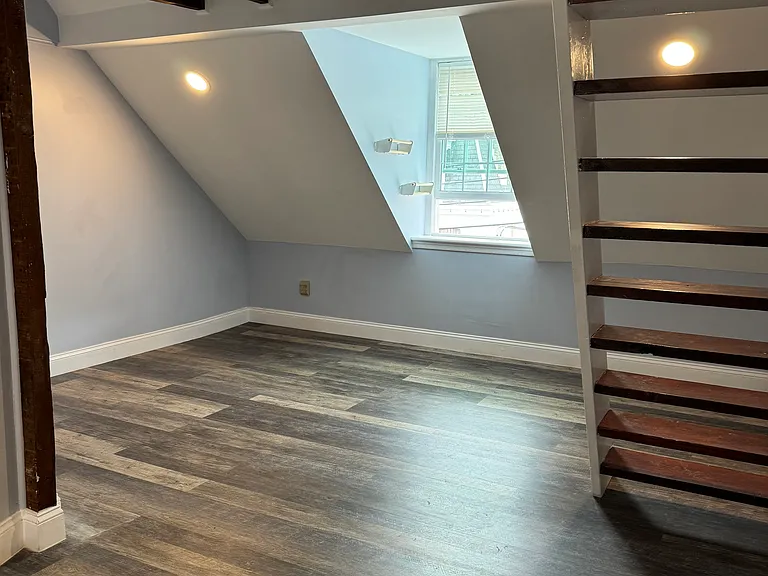 8304 Main St #3 — Photo 9
