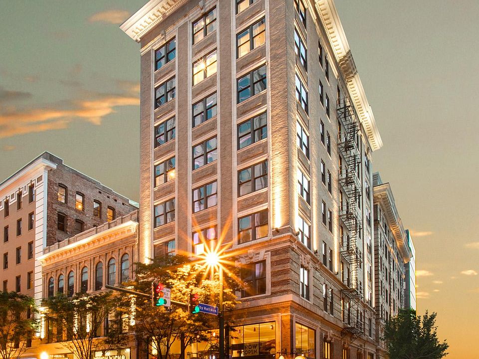 Welcome to Savoy Apartments!