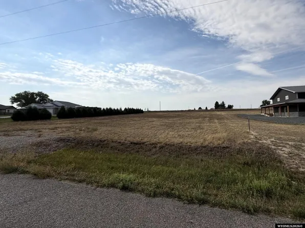 2B E Oak St, Wheatland, WY 82201