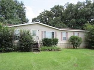 1946 Feldon Ln, Cantonment, FL 32533