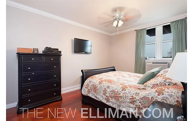 Sold by Douglas Elliman | media 3