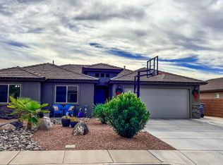 392 E Todd Pl, Washington, UT 84780