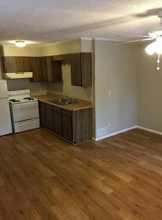 1st image of 514 N Bauer St APT 1