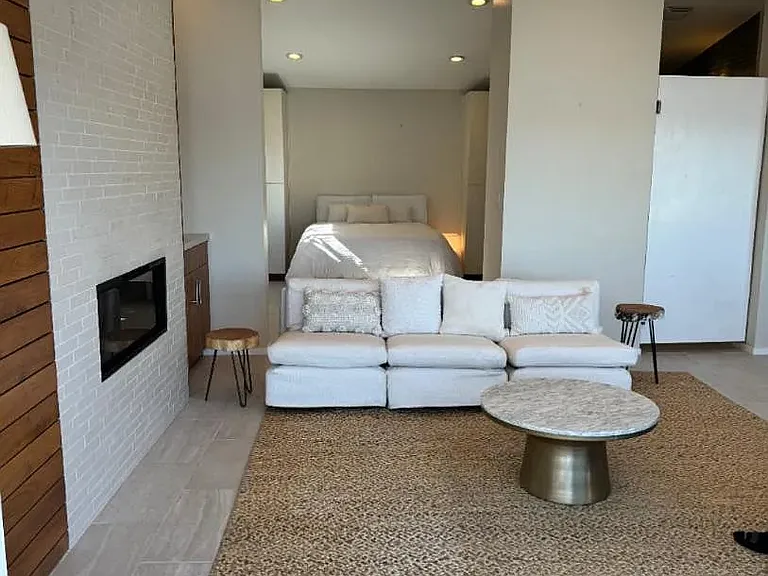 207 Valley St #A — Photo 1