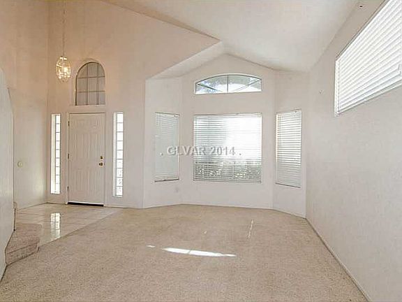 3rd image of 4887 Spanish Wells Dr
