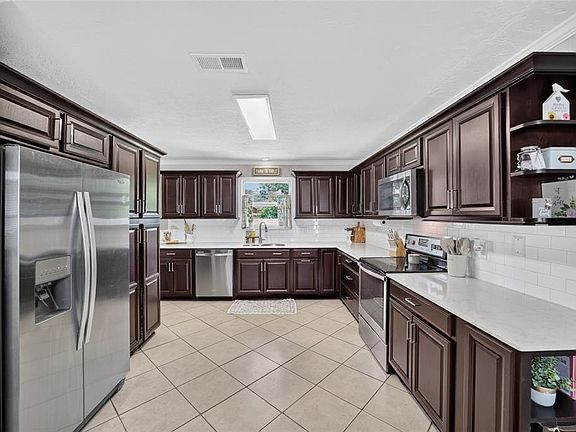 3rd image of 1861 SE 56th Ct