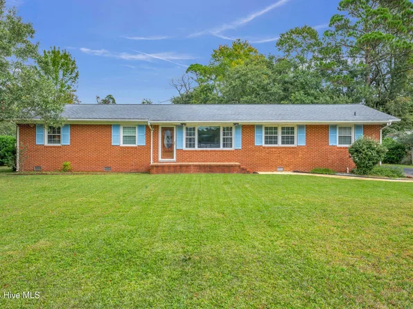 525 Bedford Forest Drive, Wilmington, NC 28412
