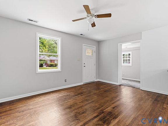 3rd image of 4608 Eastover Ave