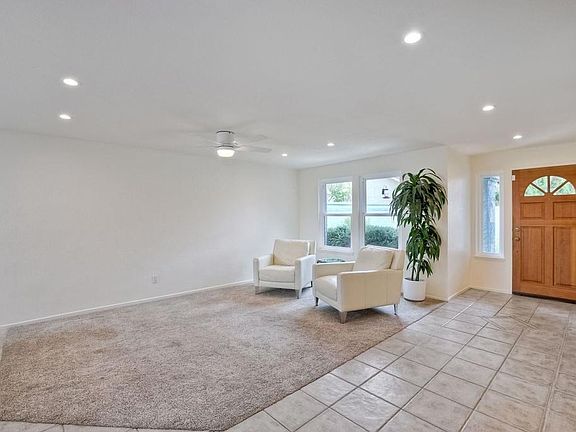 4th image of 5205 Triple Crown Dr