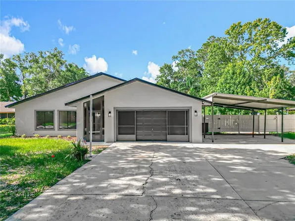 28432 Tammi Dr, Tavares, FL 32778